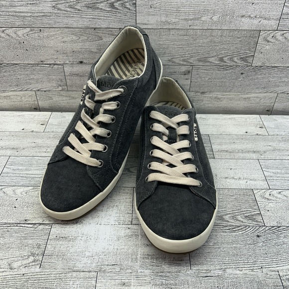 Taos Footwear Shoes - TAOS Star Canvas Sneakers Casual Comfort Lace-Up Fashion Shoes Gray US 9